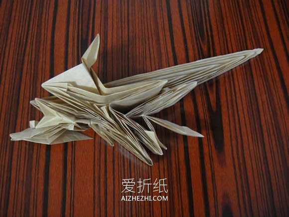 怎么折纸灼眼的夏娜 拿剑女生的详细折法图解- www.aizhezhi.com