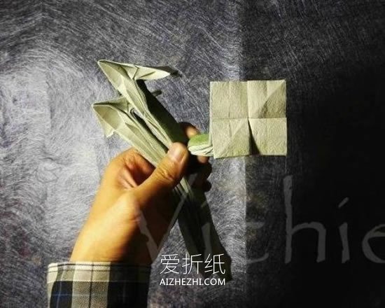 怎么折纸三生玫瑰图解 一张纸折三朵玫瑰方法- www.aizhezhi.com