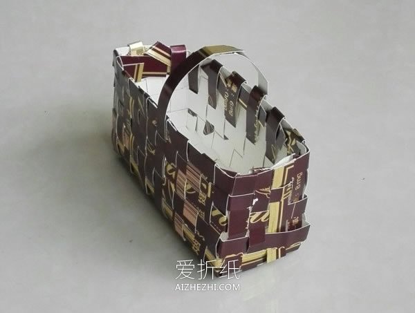 怎么做纸篮子的方法 用纸条编织篮子手工制作- www.aizhezhi.com
