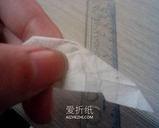 怎么折带翅膀天使图解 手工折纸立体天使步骤- www.aizhezhi.com