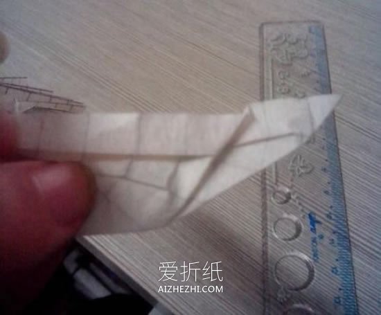 怎么折带翅膀天使图解 手工折纸立体天使步骤- www.aizhezhi.com