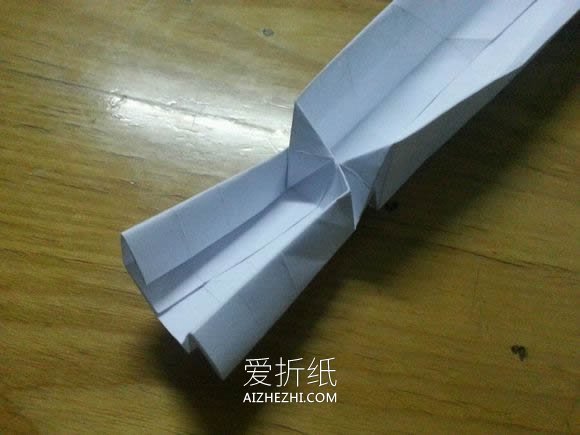 怎么折纸杰克的盒子 整人道具杰克盒子的折法- www.aizhezhi.com