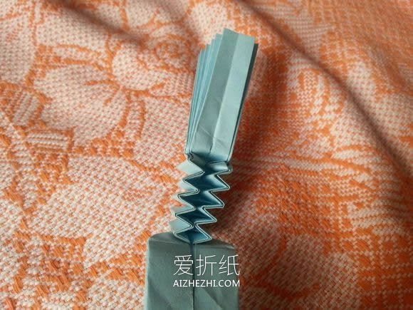 怎么折纸杰克的盒子 整人道具杰克盒子的折法- www.aizhezhi.com