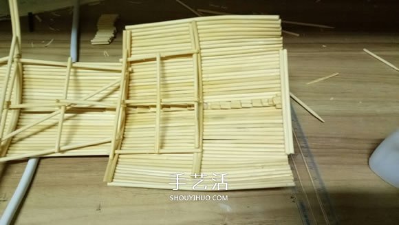 古代战船模型手工制作 纯以一次性筷子完成- www.aizhezhi.com