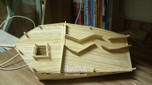 古代战船模型手工制作 纯以一次性筷子完成- www.aizhezhi.com