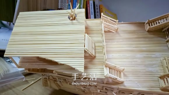 古代战船模型手工制作 纯以一次性筷子完成- www.aizhezhi.com