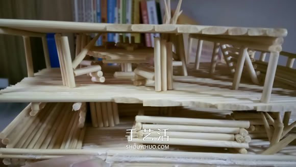 古代战船模型手工制作 纯以一次性筷子完成- www.aizhezhi.com