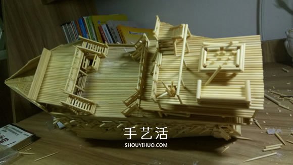 古代战船模型手工制作 纯以一次性筷子完成- www.aizhezhi.com