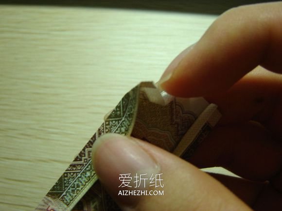 怎么用美元折纸相机 超详细纸币相机折法图解- www.aizhezhi.com