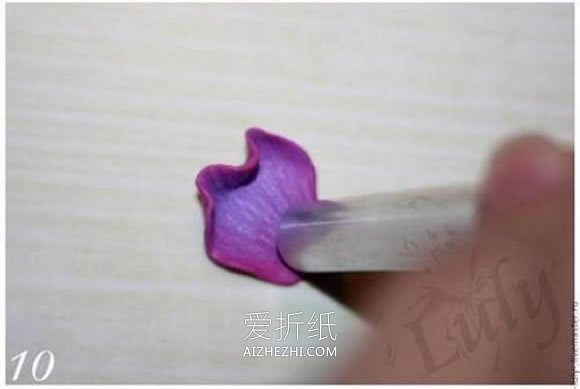 怎么做粘土花戒指图解 超轻粘土制作花朵戒指- www.aizhezhi.com