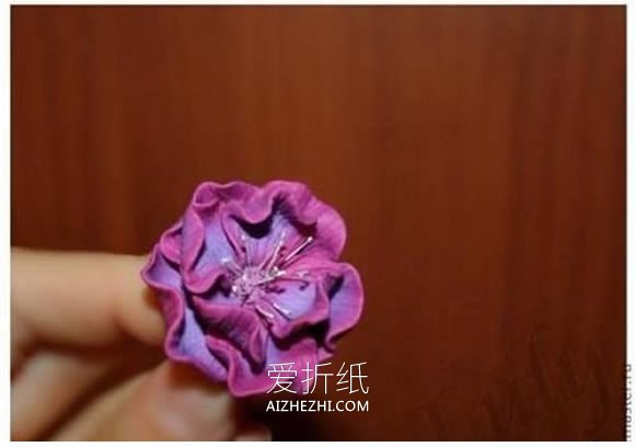 怎么做粘土花戒指图解 超轻粘土制作花朵戒指- www.aizhezhi.com