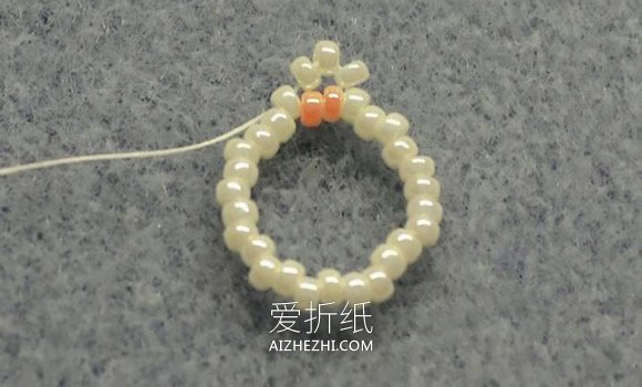 怎么做串珠胸花图解 美丽雪花的串珠方法- www.aizhezhi.com