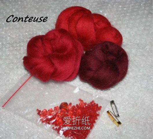 怎么做羊毛毡胸花图解 湿毡花朵手工制作教程- www.aizhezhi.com