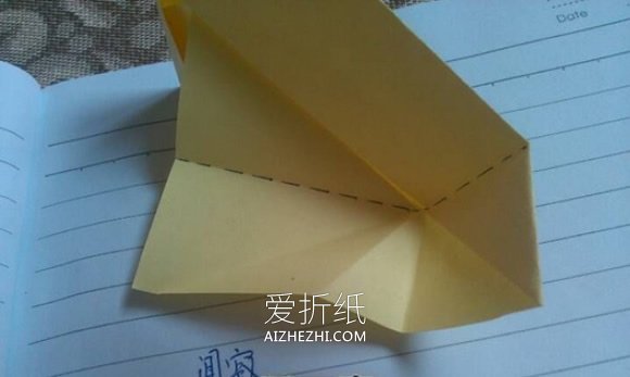 怎么折纸三角形盒子 带盖子三角形纸盒的折法- www.aizhezhi.com