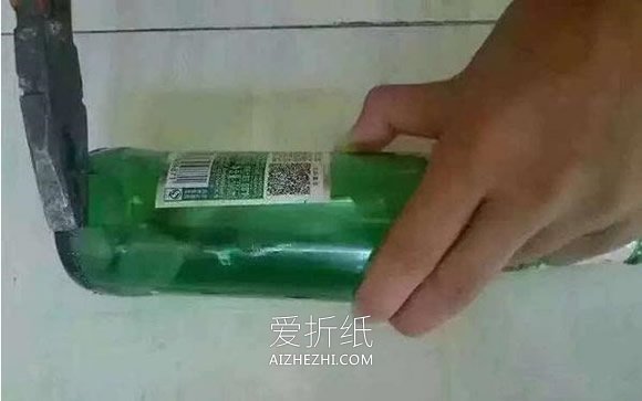 怎么用啤酒瓶做创意首饰 送女友的宝石戒指制作- www.aizhezhi.com