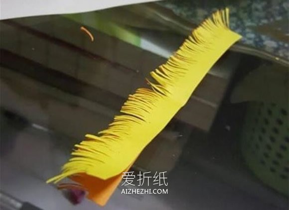 怎么做小雏菊的教程 雏菊纸花手工制作图解- www.aizhezhi.com