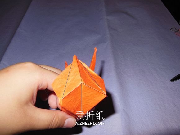 怎么折纸帆船手工艺品 包括帆船和支撑底座- www.aizhezhi.com