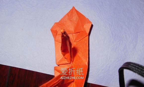 怎么折纸帆船手工艺品 包括帆船和支撑底座- www.aizhezhi.com