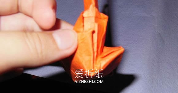 怎么折纸帆船手工艺品 包括帆船和支撑底座- www.aizhezhi.com