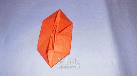 怎么折纸帆船手工艺品 包括帆船和支撑底座- www.aizhezhi.com