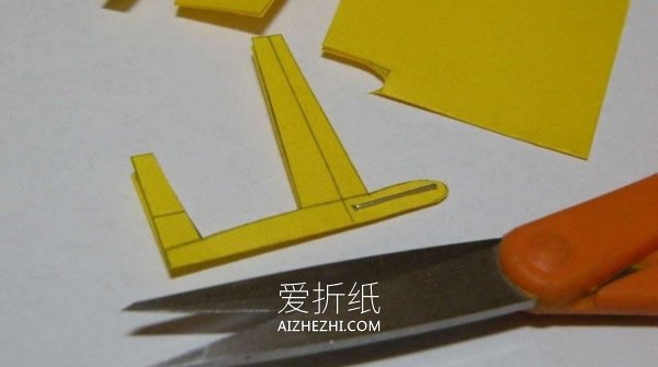 怎么做滑翔机的方法 便签纸手工制作滑翔机- www.aizhezhi.com