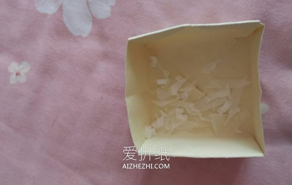 怎么折纸方形首饰盒 手工花朵礼盒的折法图解- www.aizhezhi.com