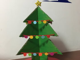 怎么做瓦楞纸圣诞树 硬纸板制作立体圣诞树