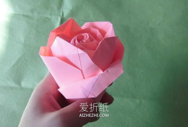 怎么折纸酒杯玫瑰图解 手工酒杯玫瑰花的折法- www.aizhezhi.com