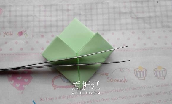 怎么折纸钻石玫瑰图解 手工钻石玫瑰花的折法- www.aizhezhi.com