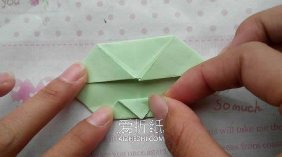 怎么折纸钻石玫瑰图解 手工钻石玫瑰花的折法- www.aizhezhi.com