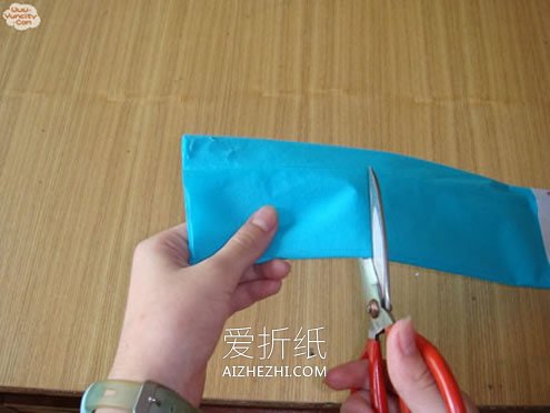 怎么做皱纹纸玫瑰花 皱纹纸手工制作玫瑰图解- www.aizhezhi.com