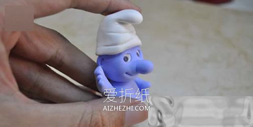 怎么做粘土蓝精灵图解 超轻粘土制作卡通人偶- www.aizhezhi.com