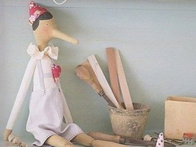 怎么做匹诺曹娃娃的方法 手工布艺匹诺曹人偶
