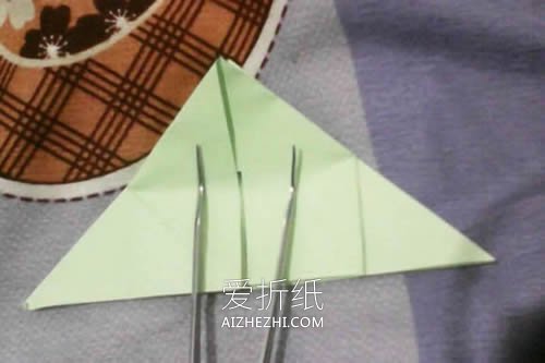 怎么折纸烟花无限翻 手工烟花的折法图解- www.aizhezhi.com