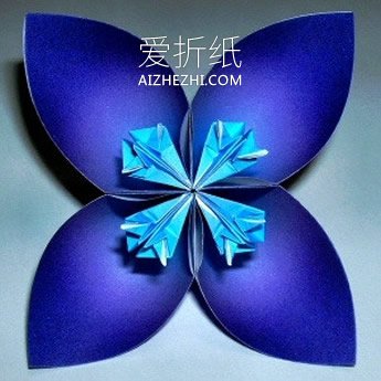 怎么折纸四瓣花花球 手工四个花瓣花球的折法- www.aizhezhi.com