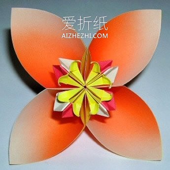 怎么折纸四瓣花花球 手工四个花瓣花球的折法- www.aizhezhi.com