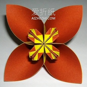 怎么折纸四瓣花花球 手工四个花瓣花球的折法- www.aizhezhi.com