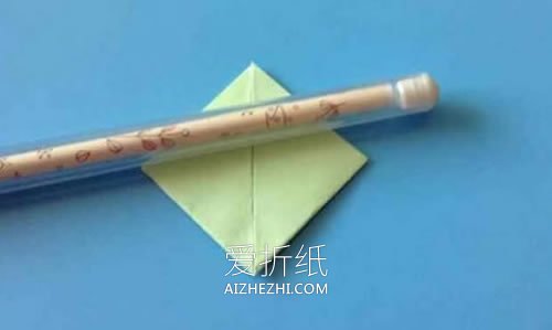 怎么折纸护书角图解 卡通护书角的折法图解- www.aizhezhi.com