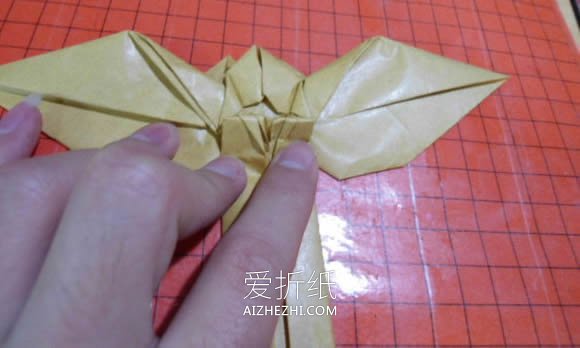 怎么折纸恶魔心图解 手工蝙蝠翅膀爱心折法- www.aizhezhi.com