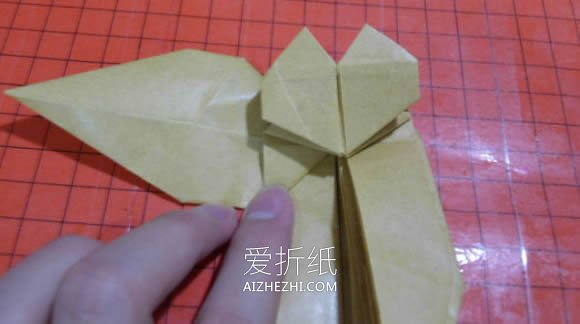 怎么折纸恶魔心图解 手工蝙蝠翅膀爱心折法- www.aizhezhi.com