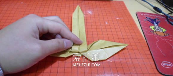 怎么折纸恶魔心图解 手工蝙蝠翅膀爱心折法- www.aizhezhi.com