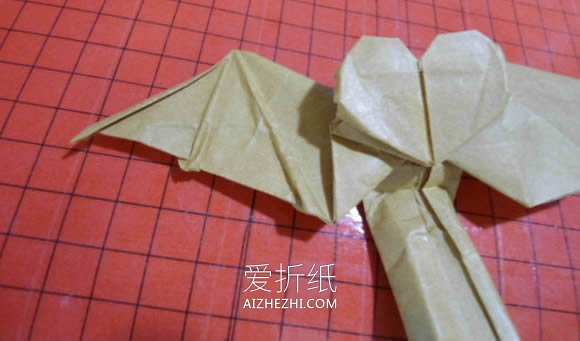 怎么折纸恶魔心图解 手工蝙蝠翅膀爱心折法- www.aizhezhi.com