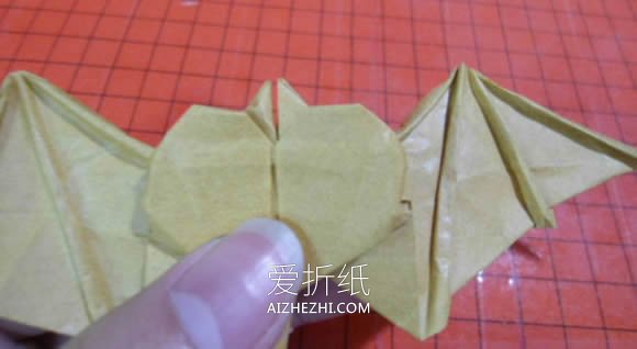 怎么折纸恶魔心图解 手工蝙蝠翅膀爱心折法- www.aizhezhi.com