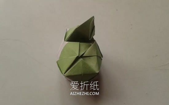 怎么折川崎玫瑰图解 川崎玫瑰花的详细折法- www.aizhezhi.com