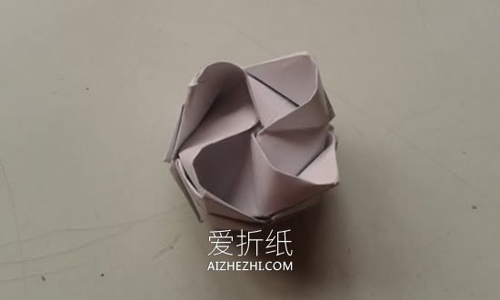 怎么折川崎玫瑰图解 川崎玫瑰花的详细折法- www.aizhezhi.com