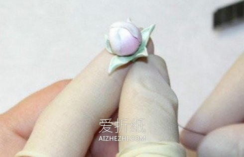 怎么做素雅的软陶花 软陶手工制作逼真花朵- www.aizhezhi.com