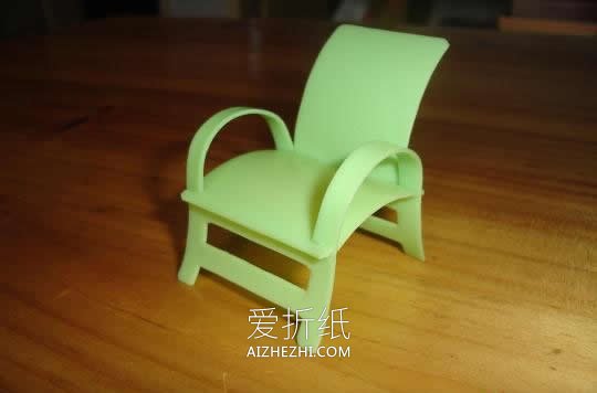 怎么做迷你椅子模型 洗洁精瓶子制作小椅子- www.aizhezhi.com