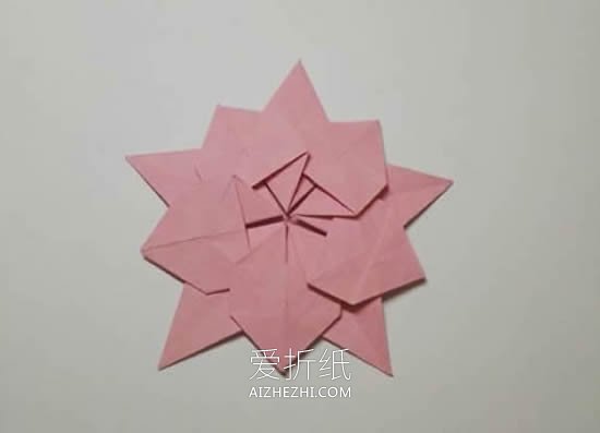 怎么折纸双层圣诞花 手工圣诞花的折法图解- www.aizhezhi.com