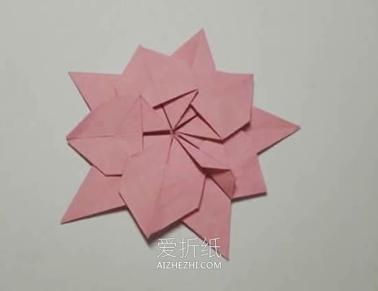 怎么折纸双层圣诞花 手工圣诞花的折法图解- www.aizhezhi.com