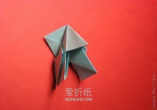 怎么做绿萝魔灵花球图解 手工绿萝花球的折法- www.aizhezhi.com